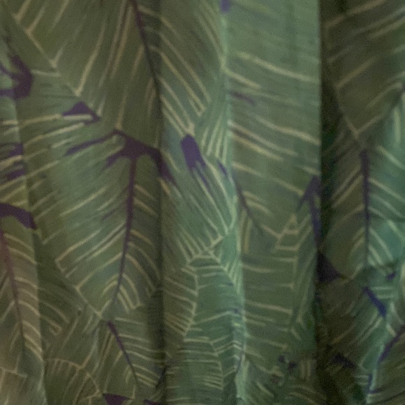 NWT Women’s Kimono, L, 100% Polyester, Beautiful green with navy accents - Picture 3 of 6